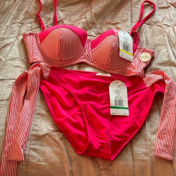 Pink Bikini - Picture 2 of 2